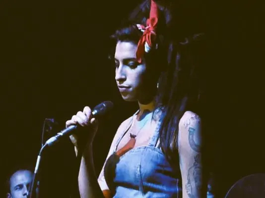 october songs - Amy Winehouse