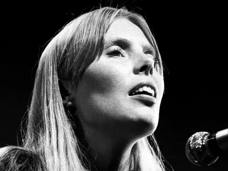 “Both Sides Now” Lyrics Meaning (Joni Mitchell)