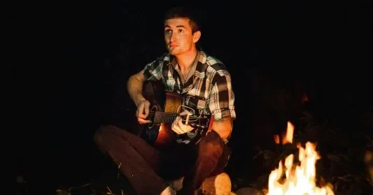 40 Campfire Songs Everyone Knows