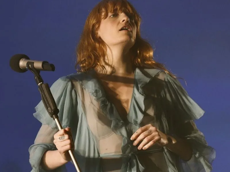 “Dog Days Are Over” Lyrics Meaning (Florence + the Machine)