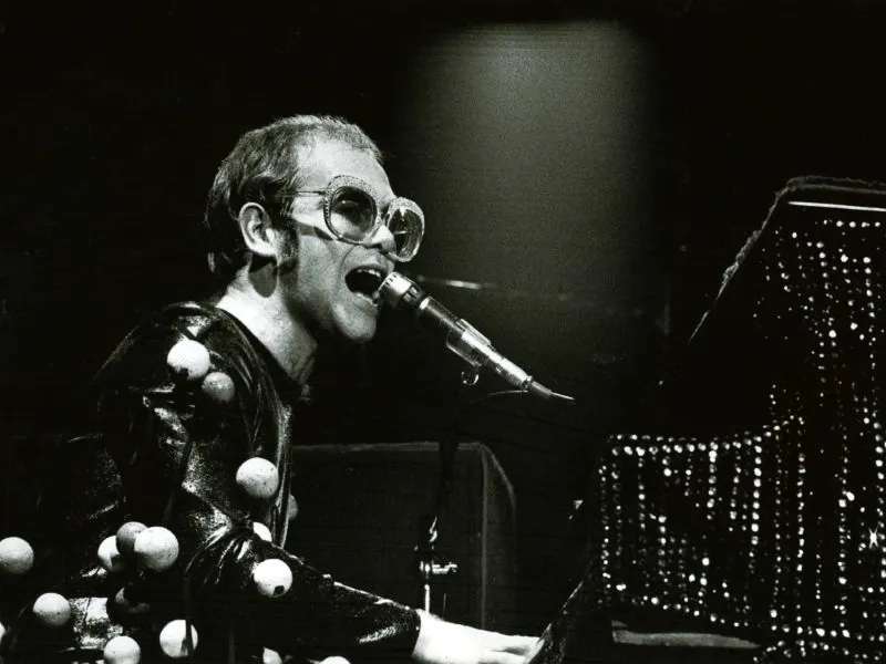 Levon Lyrics Meaning (Elton John Song Explained)