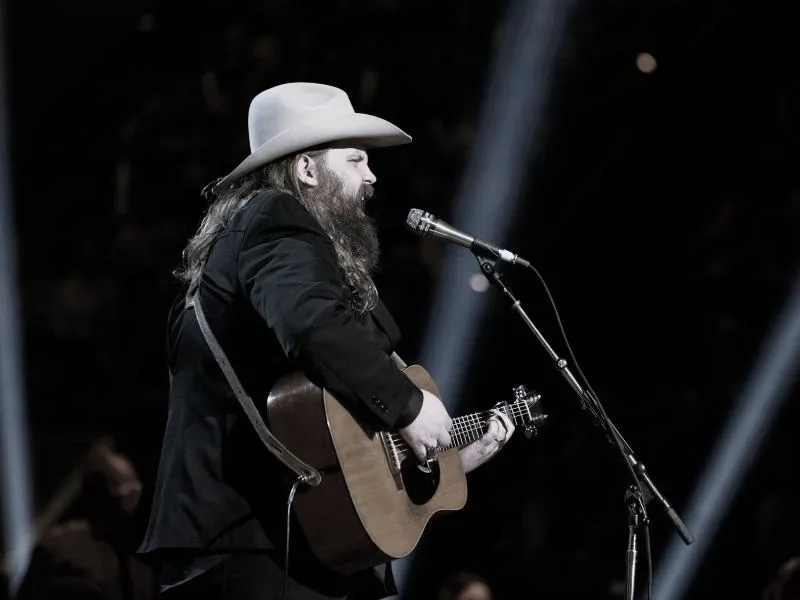 “Tennessee Whiskey” Lyrics Meaning (Chris Stapleton)