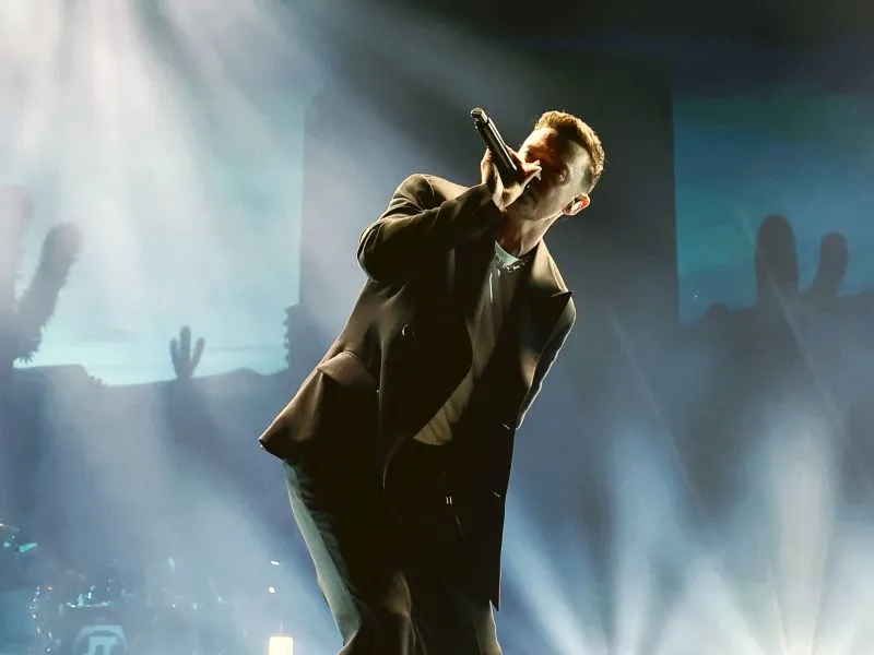 Say Something Lyrics Meaning (Justin Timberlake Song Explained)
