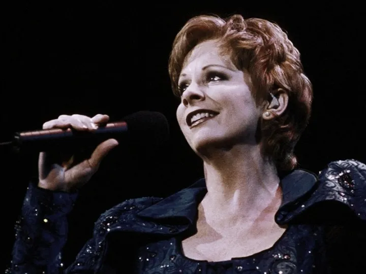 “Fancy” Lyrics Meaning (Reba McEntire)