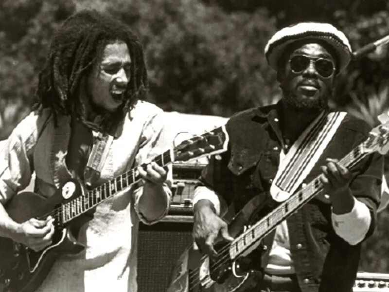 I Shot the Sheriff Lyrics Meaning (Bob Marley and the Wailers Song Explained)