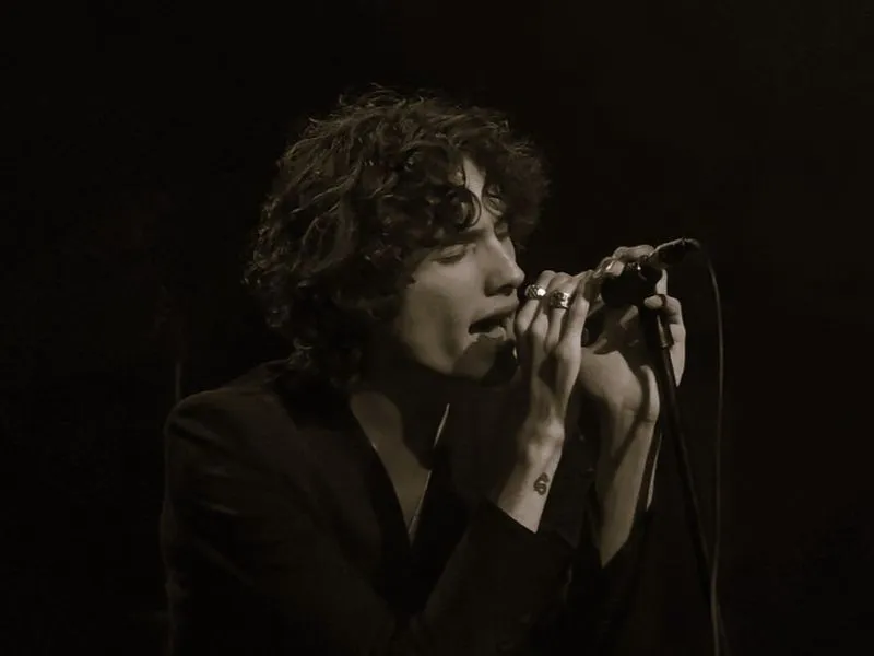 “Undressed” Lyrics Meaning (Sombr)