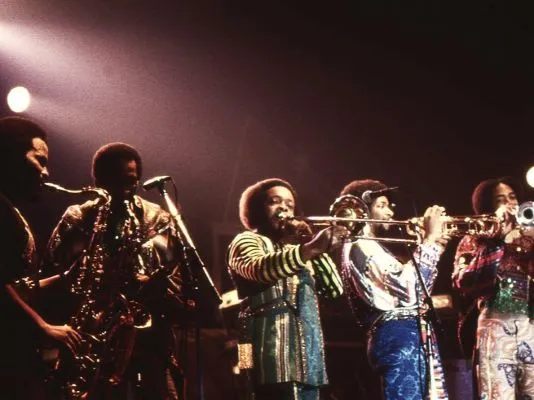 sunday songs - Earth, Wind & Fire
