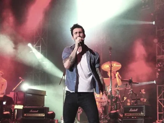 sunday songs - Maroon 5