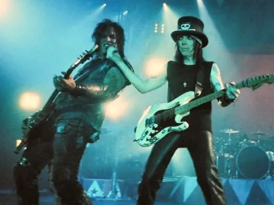 home songs - Mötley Crüe