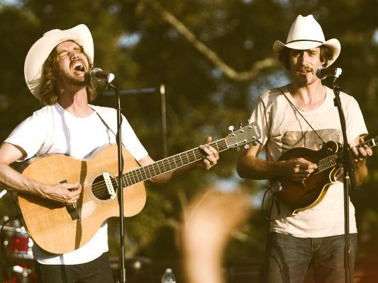 hiking songs - Old Crow